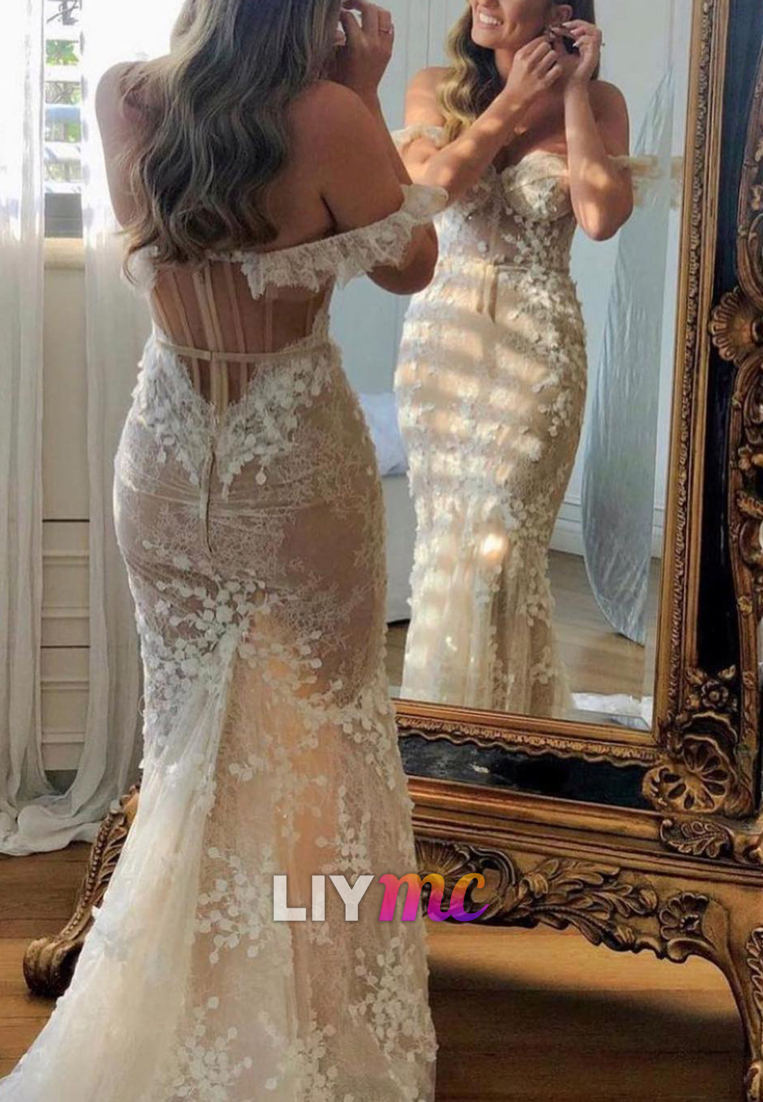 Sweetheart Sleeveless Lace Appliques Mermaid Wedding Dress
