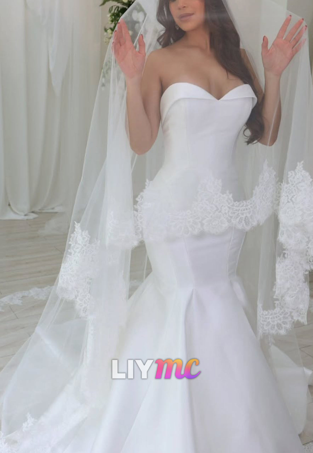 Sweetheart Sleeveless Satin Mermaid Wedding Dress