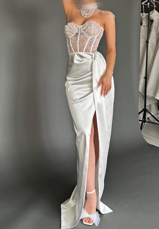 Sweetheart Sleeveless Sequins Beaded Sheath Prom Dress