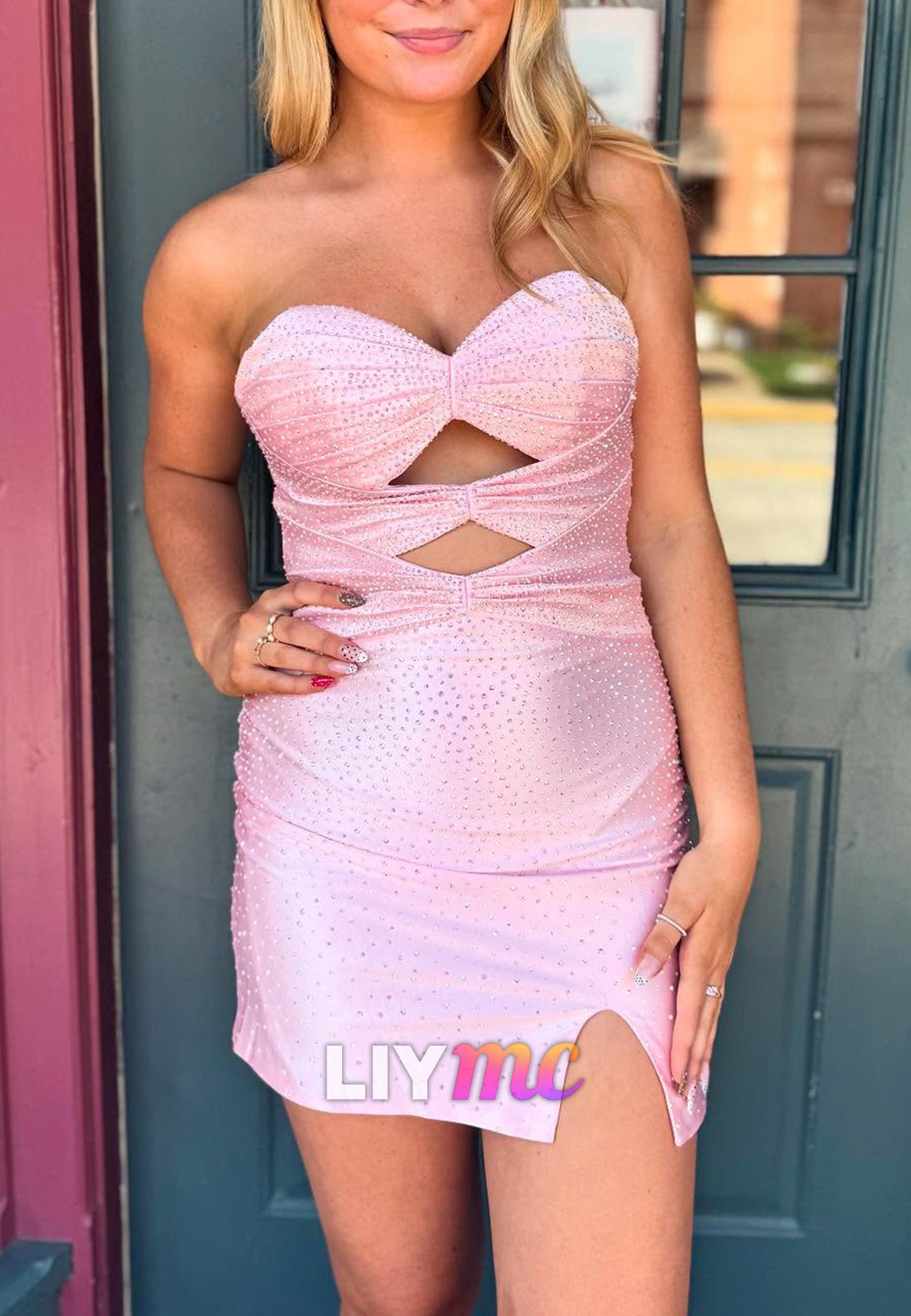 Sweetheart Sleeveless Sparkly Sheath Party Homecoming Dress