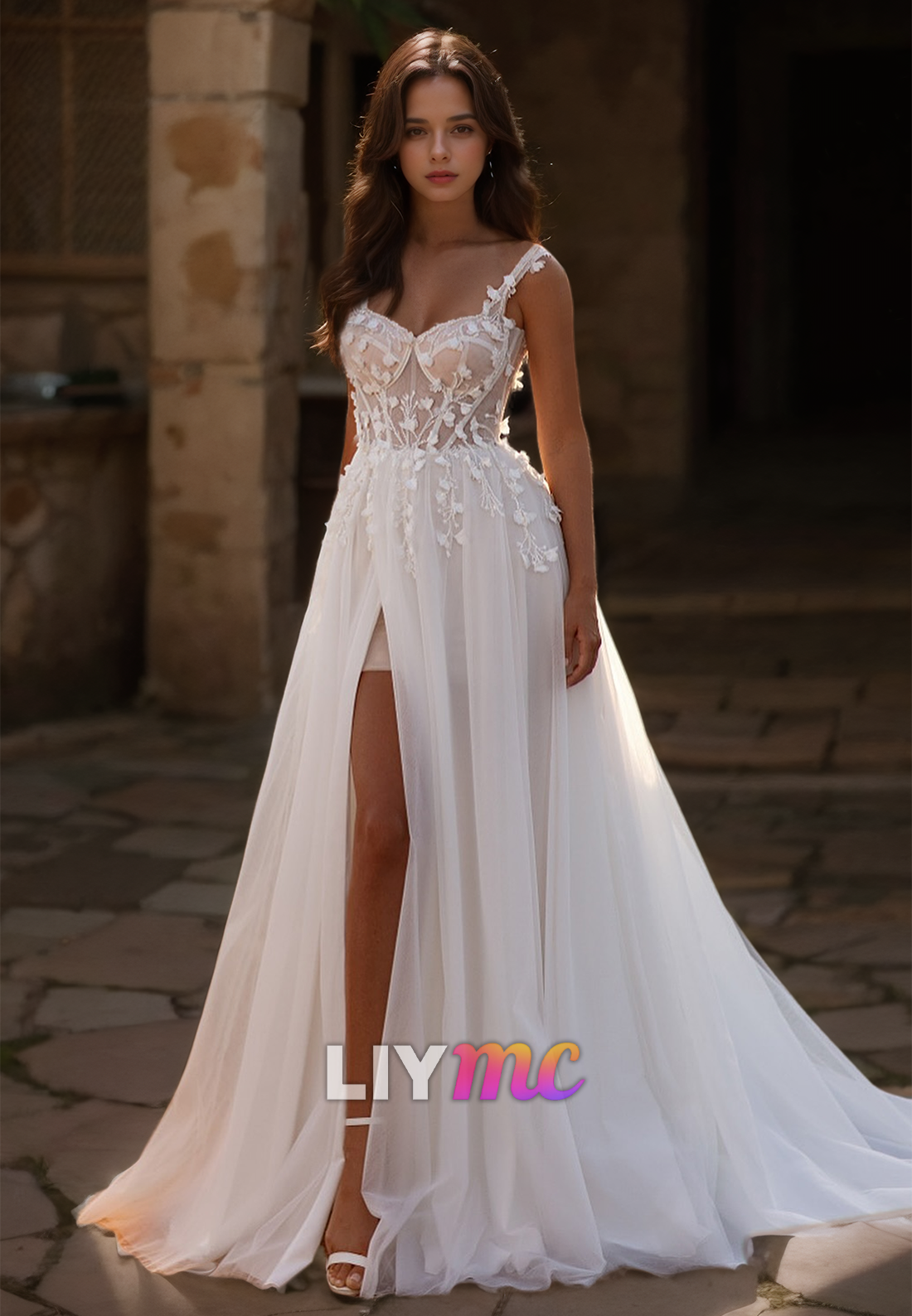 Sweetheart Spaghetti Straps Appliques Tulle A-Line Wedding Dress