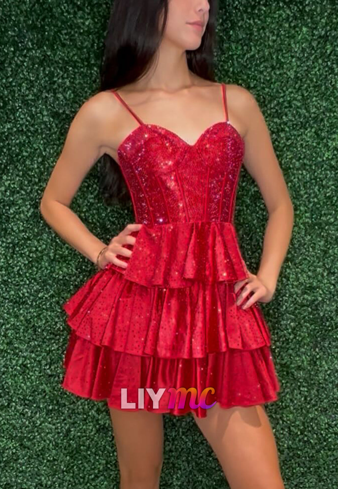 Sweetheart Spaghetti Straps Sparkly Tiered A-Line Party Homecoming Dress