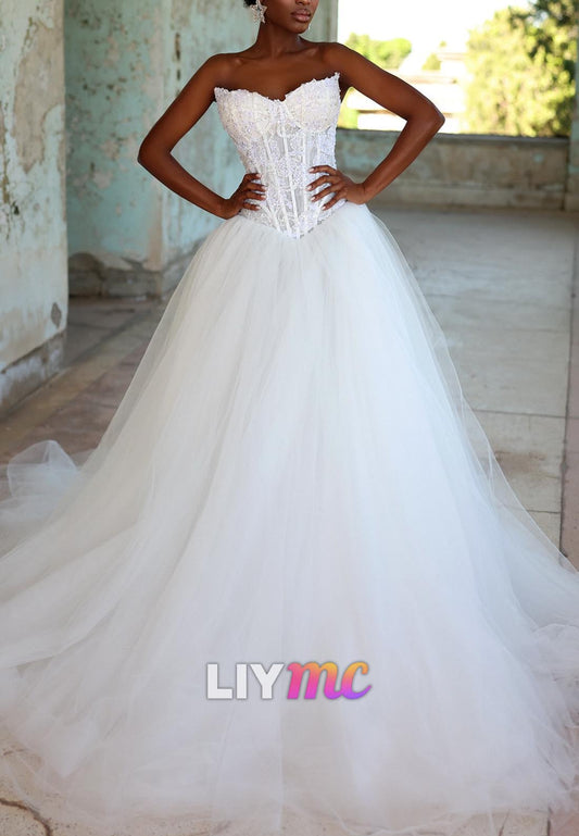 Sweetheart Strapless Appliques Ball Gown Wedding Dress