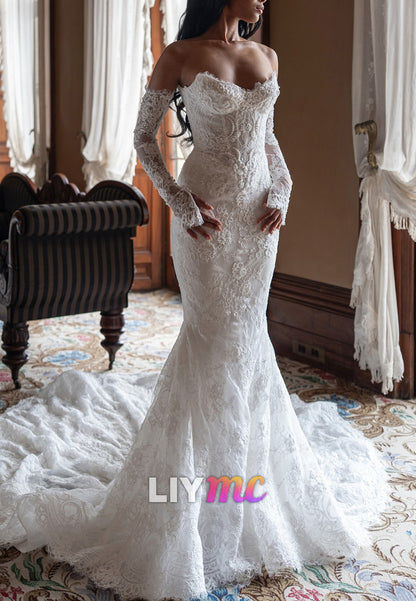Sweetheart Strapless Appliques Beaded Lace Mermaid Wedding Dress
