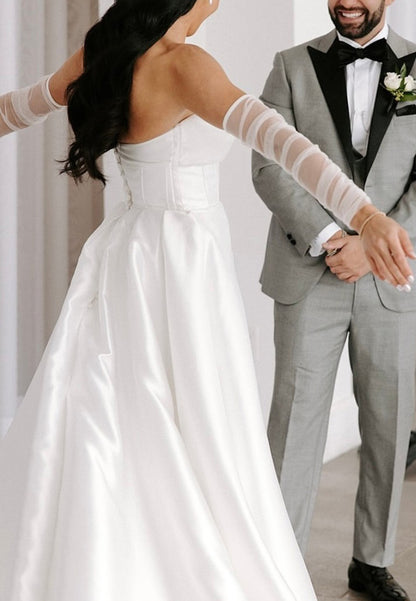 Sweetheart Strapless Empire Waist Pleated Satin Wedding Dress