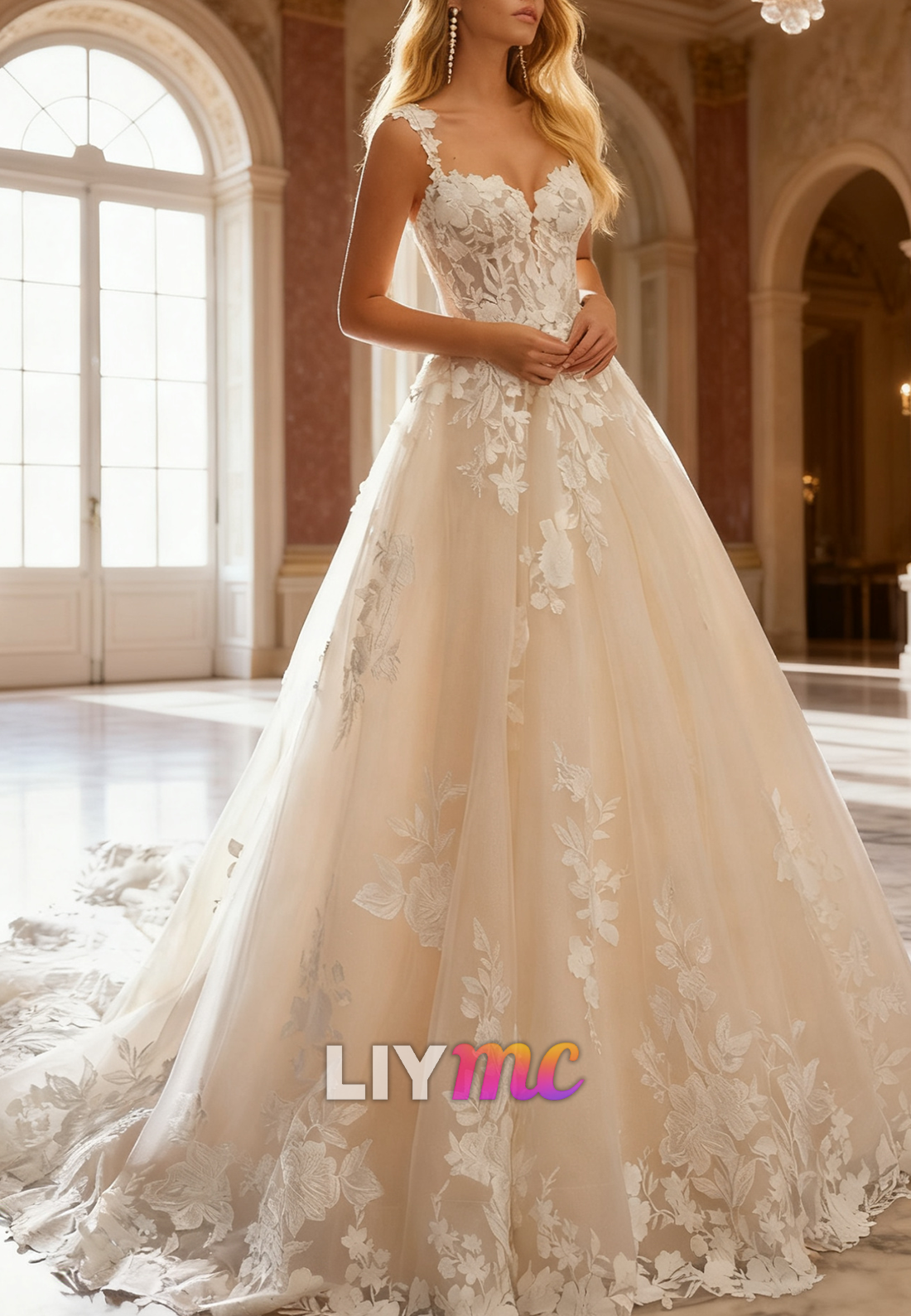 Sweetheart Straps Appliques A-Line Bridal Gown Wedding Dress