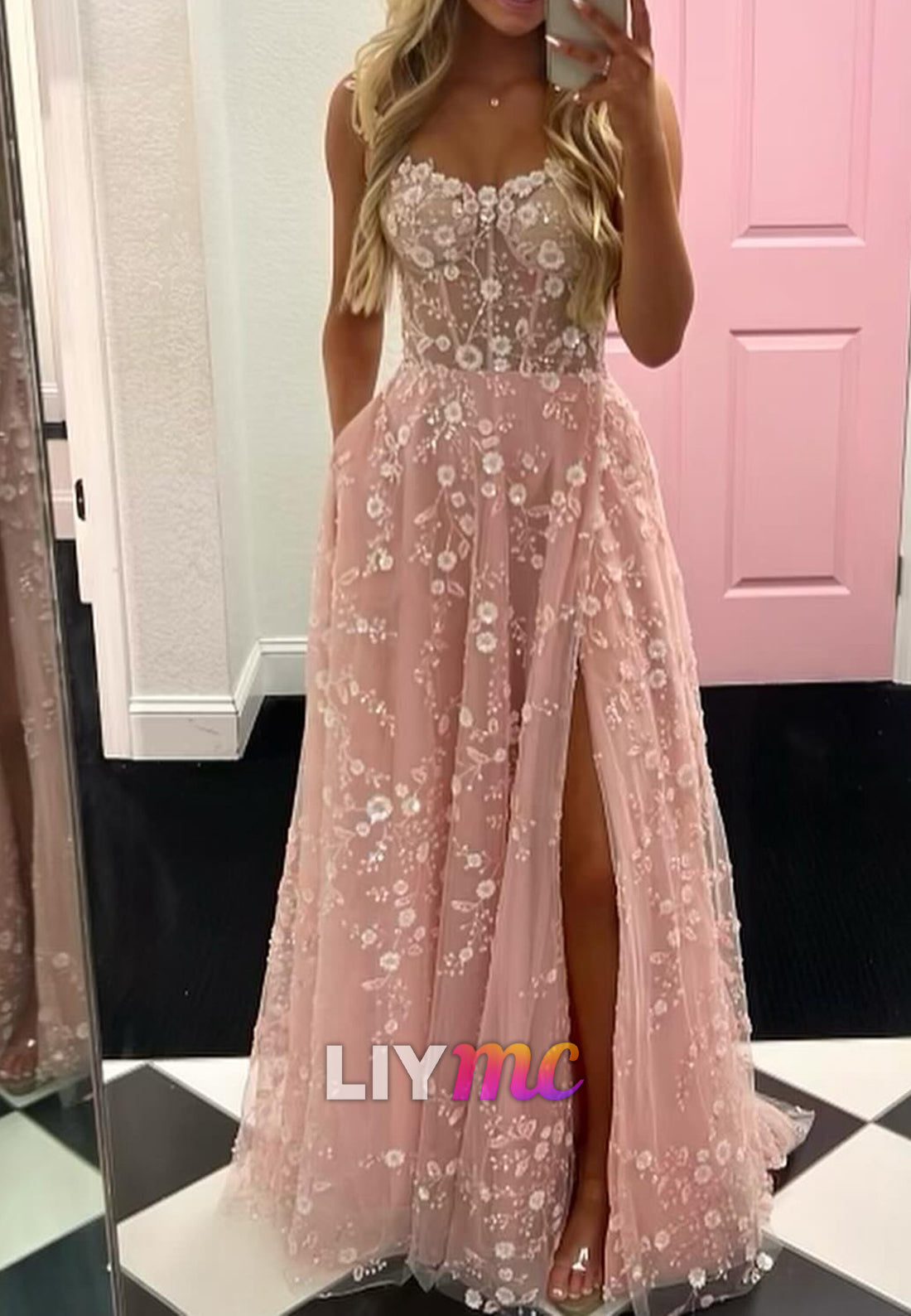 Sweetheart Straps Appliques A-Line Prom Dress