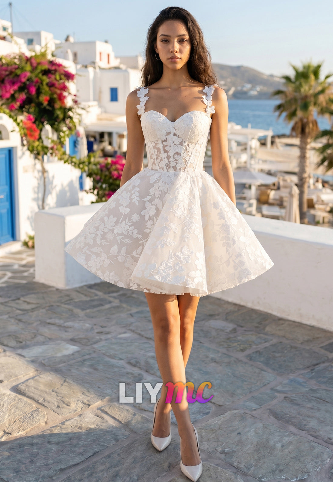 Sweetheart Straps Appliques A-Line Short Wedding Dress