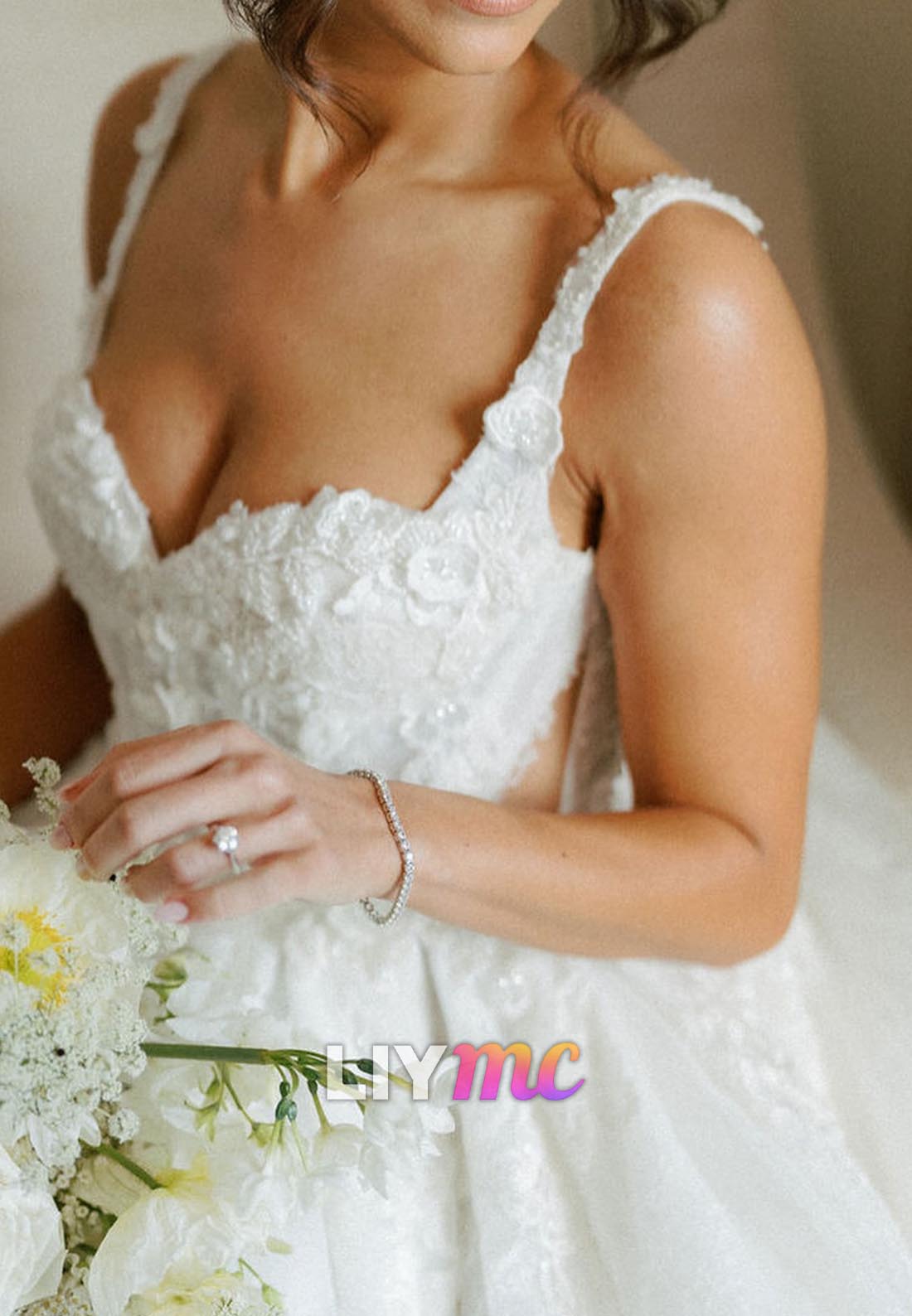 Sweetheart Straps Appliques A-Line Wedding Dress