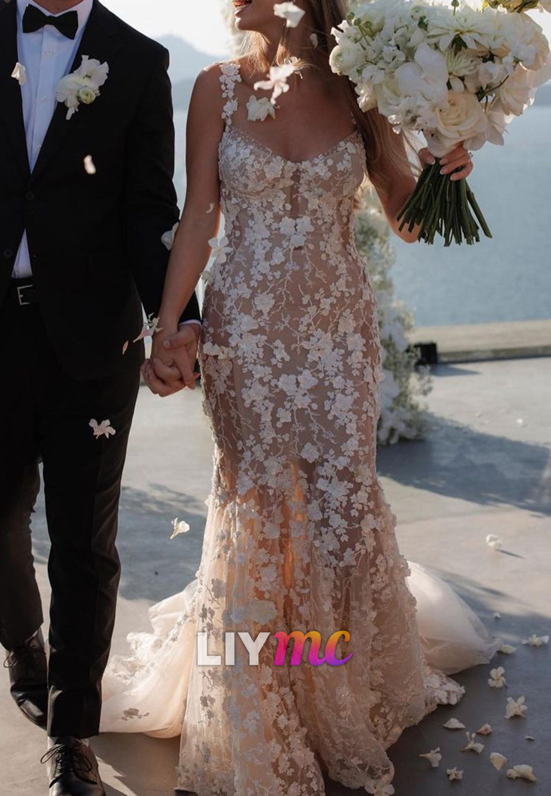 Sweetheart Straps Floral Appliques Mermaid Wedding Dress
