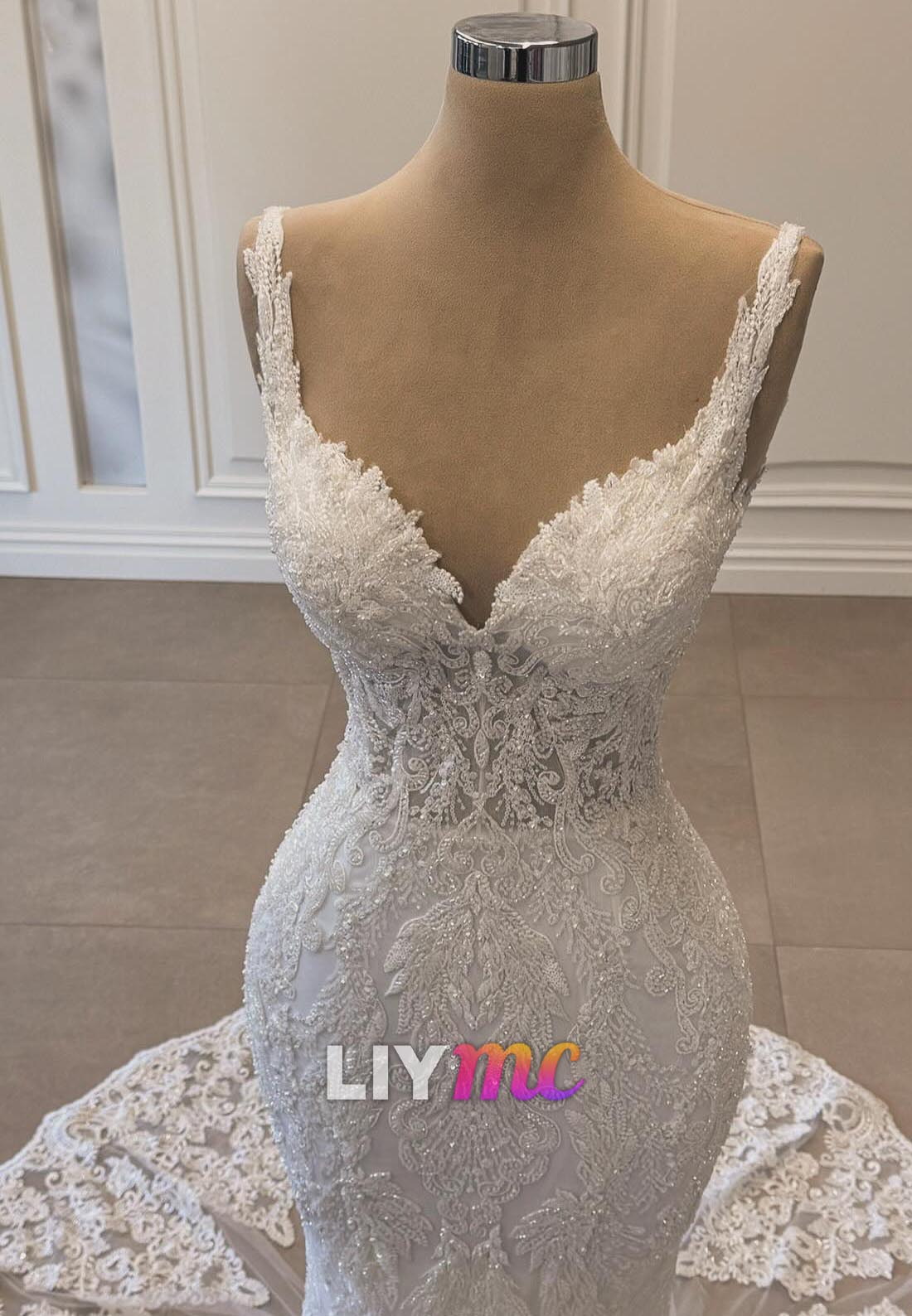 Sweetheart Straps Lace Appliques Mermaid Wedding Dress