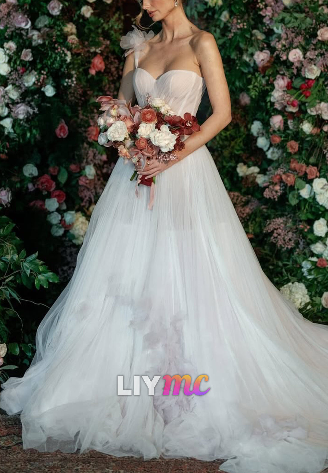 Sweetheart Straps Tulle A-Line Wedding Dress