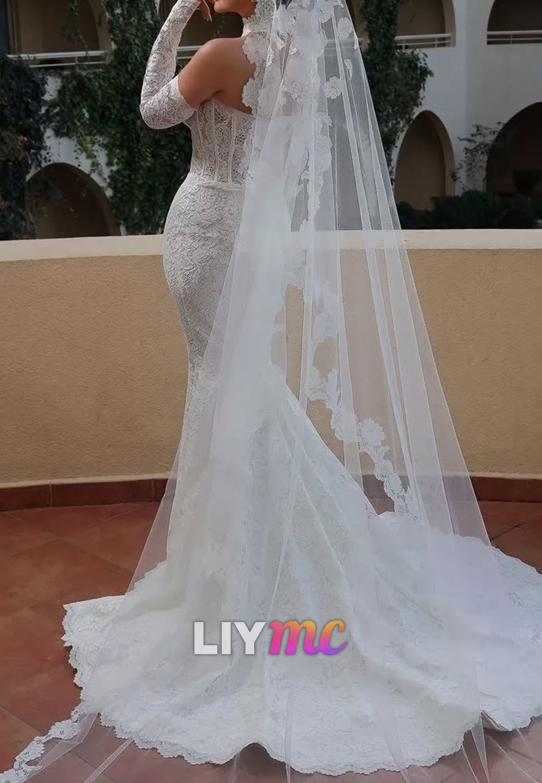 Sweetheart Strapless Lace Appliques Mermaid Wedding Dress