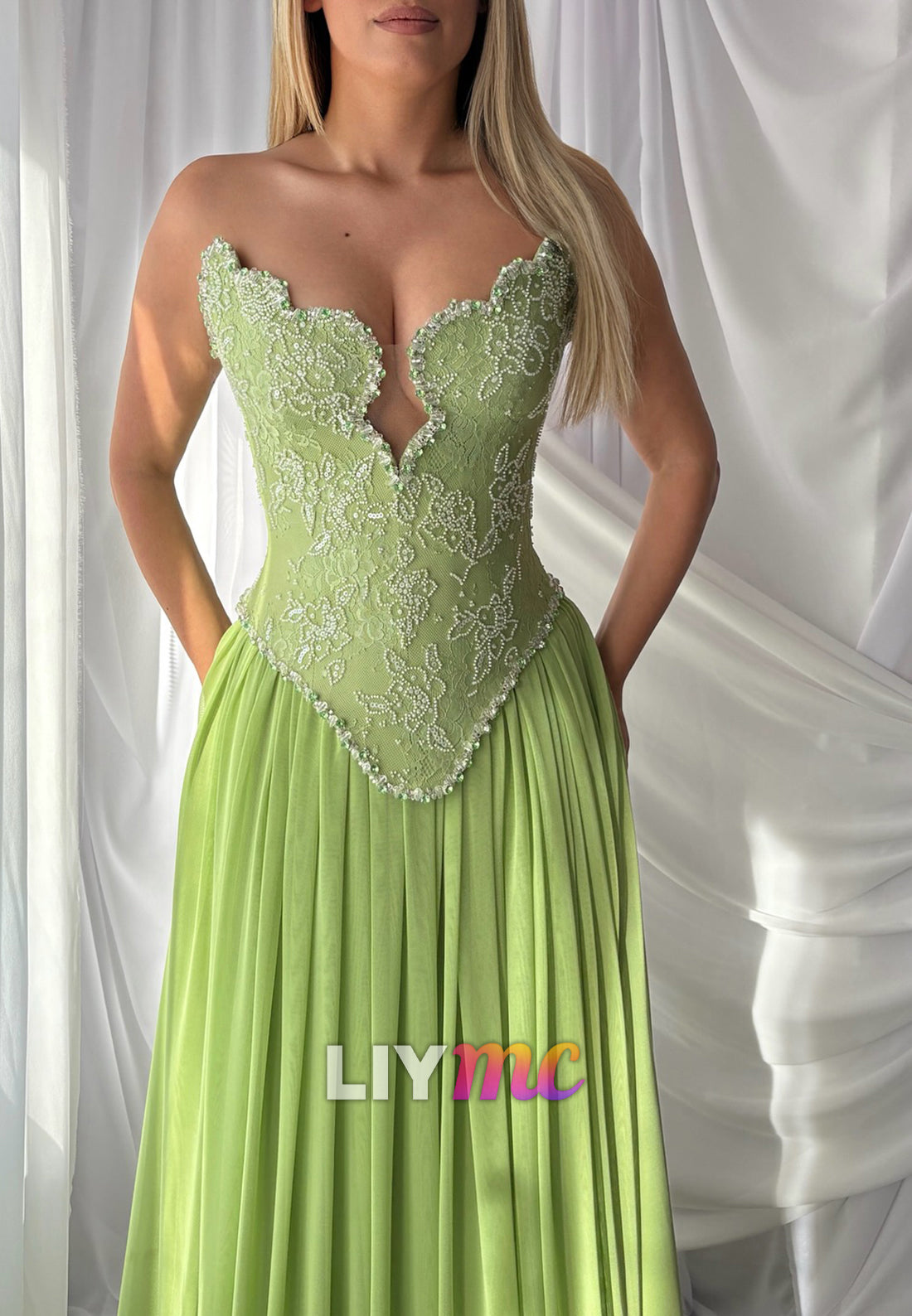 V-Neck Appliques Corset Pleated A-Line Prom Dress