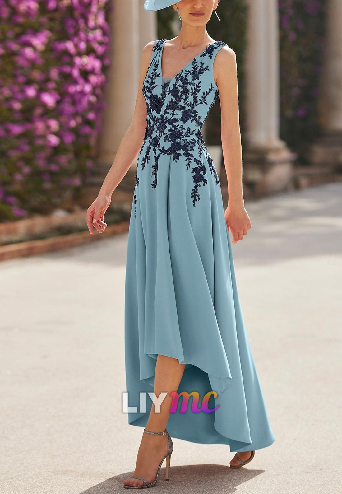 V-Neck Appliques Sleeveless A-Line Mother of Bride Dress