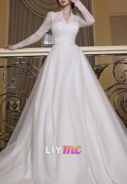 V-Neck Long Sleeeves Tulle Lace Appliques Ball Gown Wedding Dress