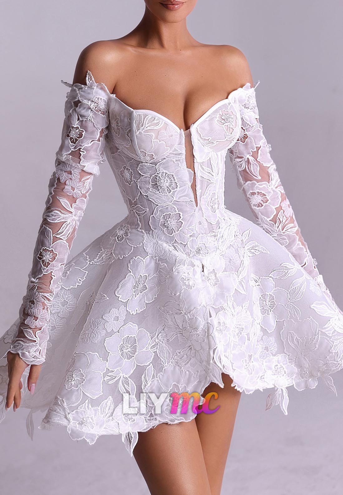 V-Neck Long Sleeves Appliques A-Line Short Wedding Dress