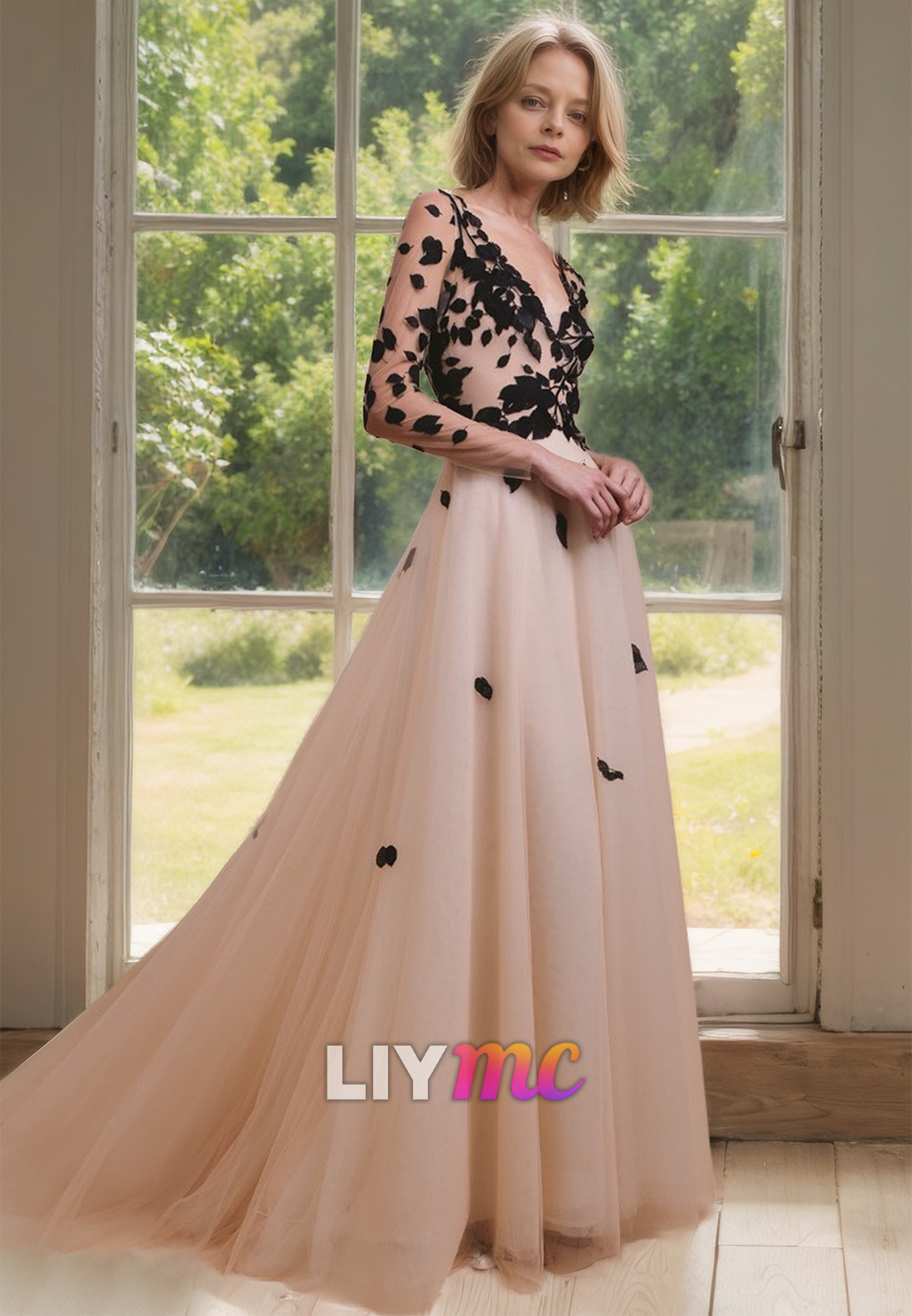 V-Neck Long Sleeves Appliques Tulle A-Line Mother of Bride Dress