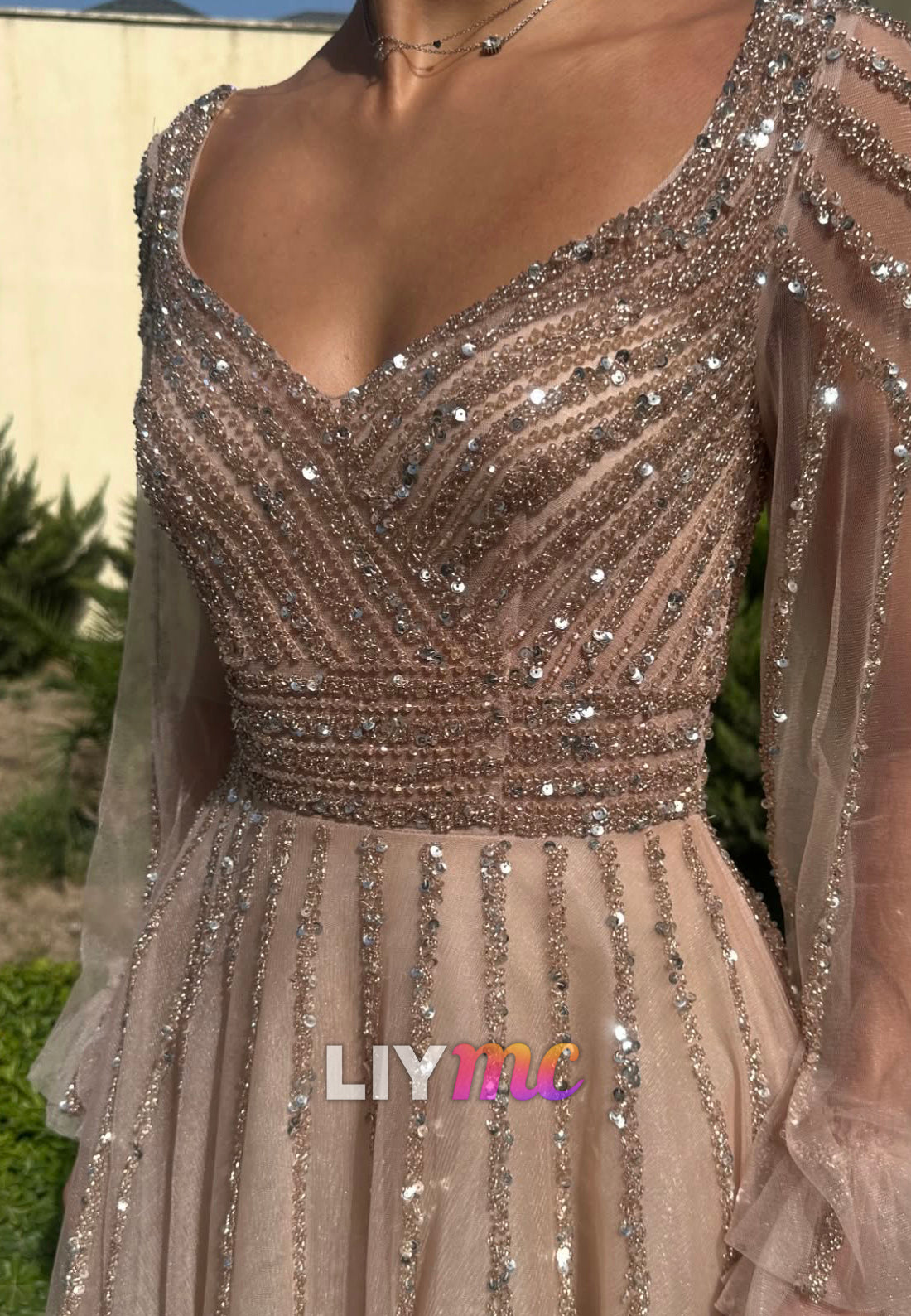 V-Neck Long Sleeves Beaded Embroidery A-Line Formal Dress