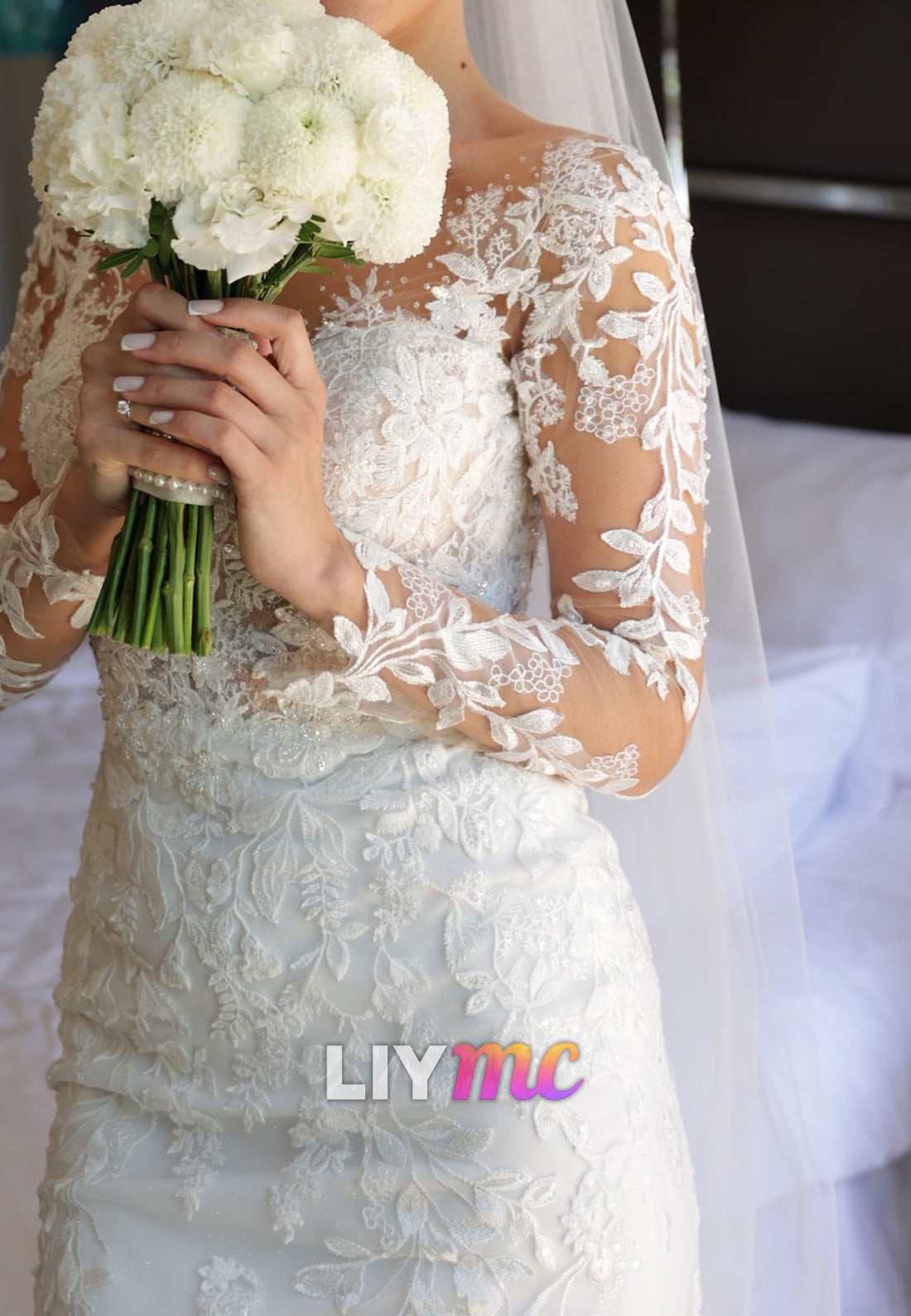V-Neck Long Sleeves Floral Appliques Mermaid Wedding Dress