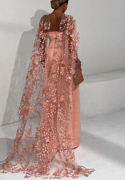 V-Neck Long Sleeves Floral Appliques Sleek Mermaid Evening Dress