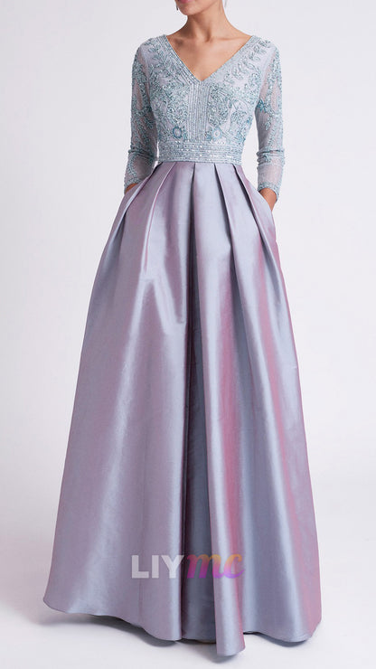V-Neck Long Sleeves Lace Appliques A-Line Mother of Bride Dress