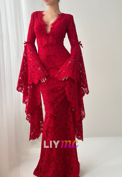 V-Neck Long Sleeves Lace Appliques Mermaid Prom Dress