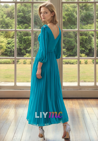 V-Neck Long Sleeves Pleated Chiffon Appliques A-Line Mother of Bride Dress