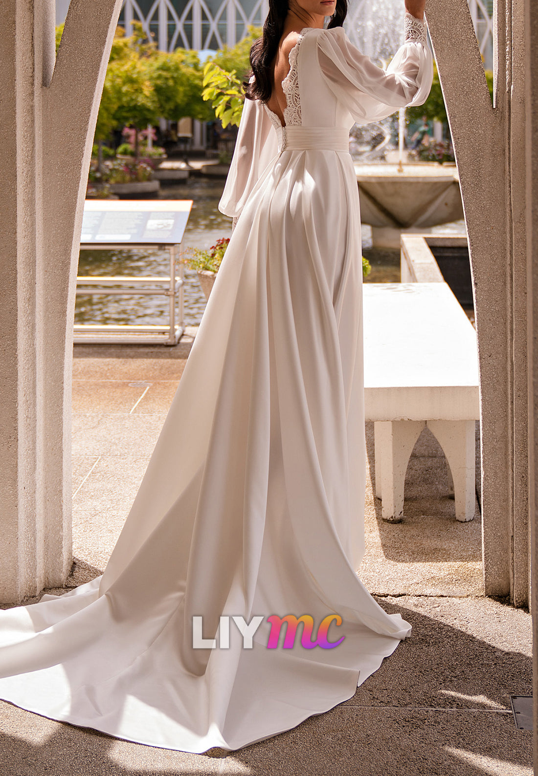 V-Neck Long Sleeves Sleek Pleated A-Line Wedding Dress