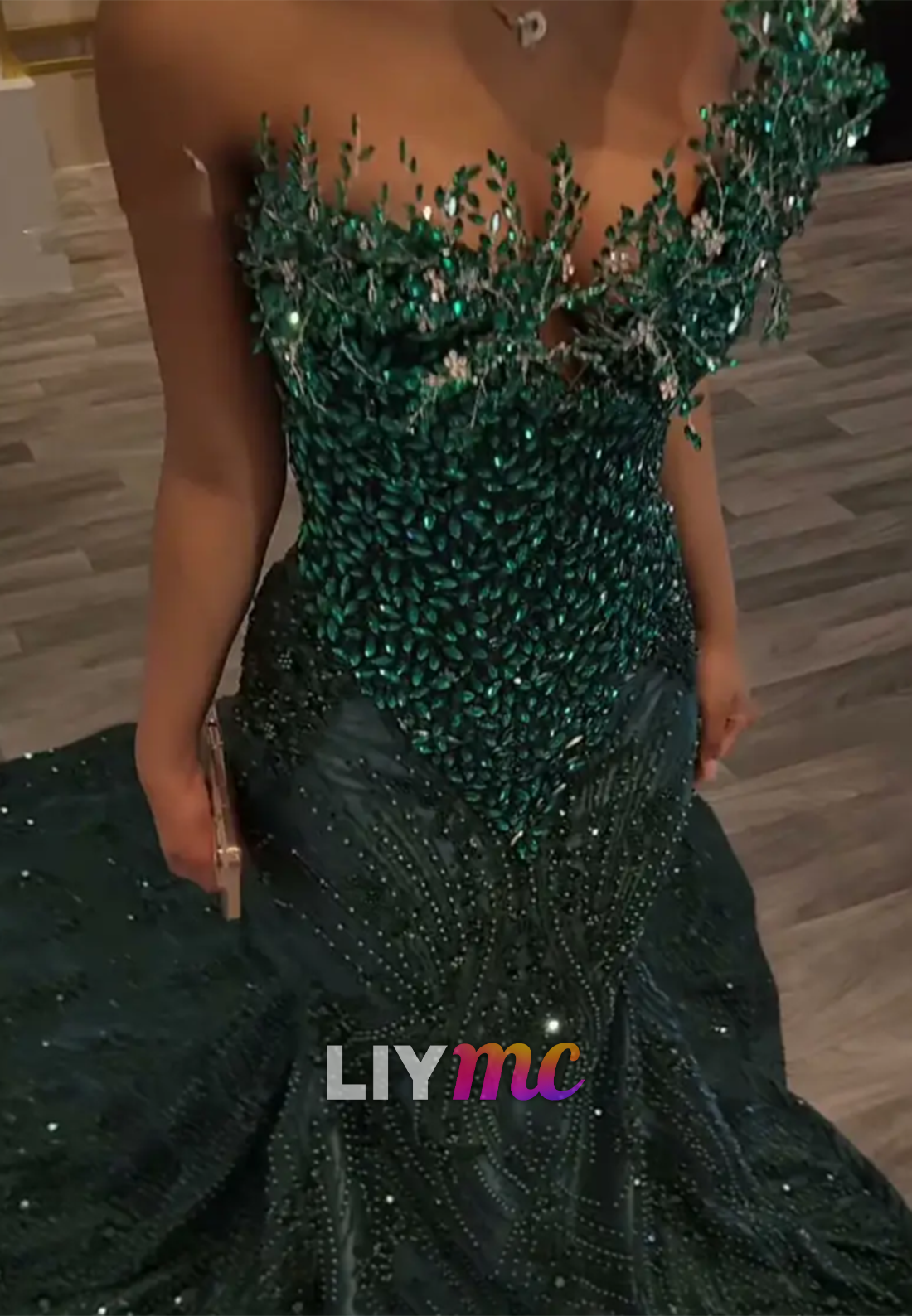 V-Neck Rhinestones Beaded Embroidery Mermaid Prom Dress