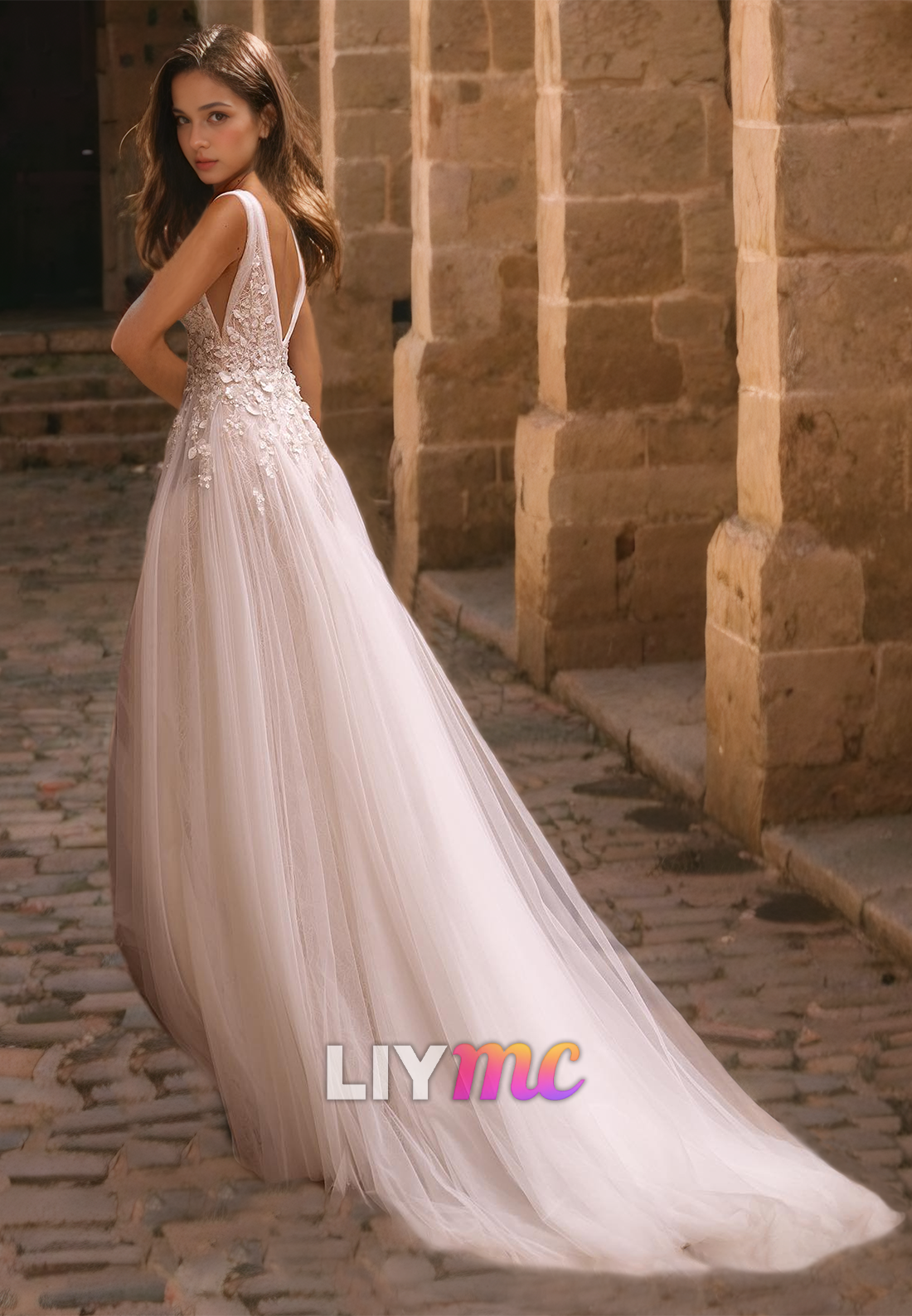 V-Neck Sleeveless Appliques Tulle A-Line Wedding Dress