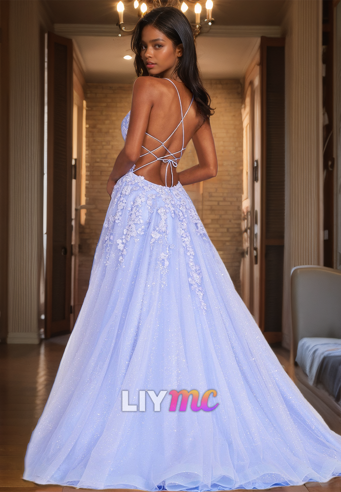 V-Neck Sleeveless Appliques Tulle Pleated Prom Dress