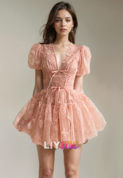 V-Neck Sleeveless Floral Embellished Tulle A-Line Short Homecoming Dress