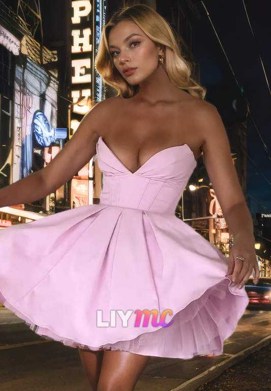 V-Neck Sleeveless Pleated A-Line Short Homecoming Dress