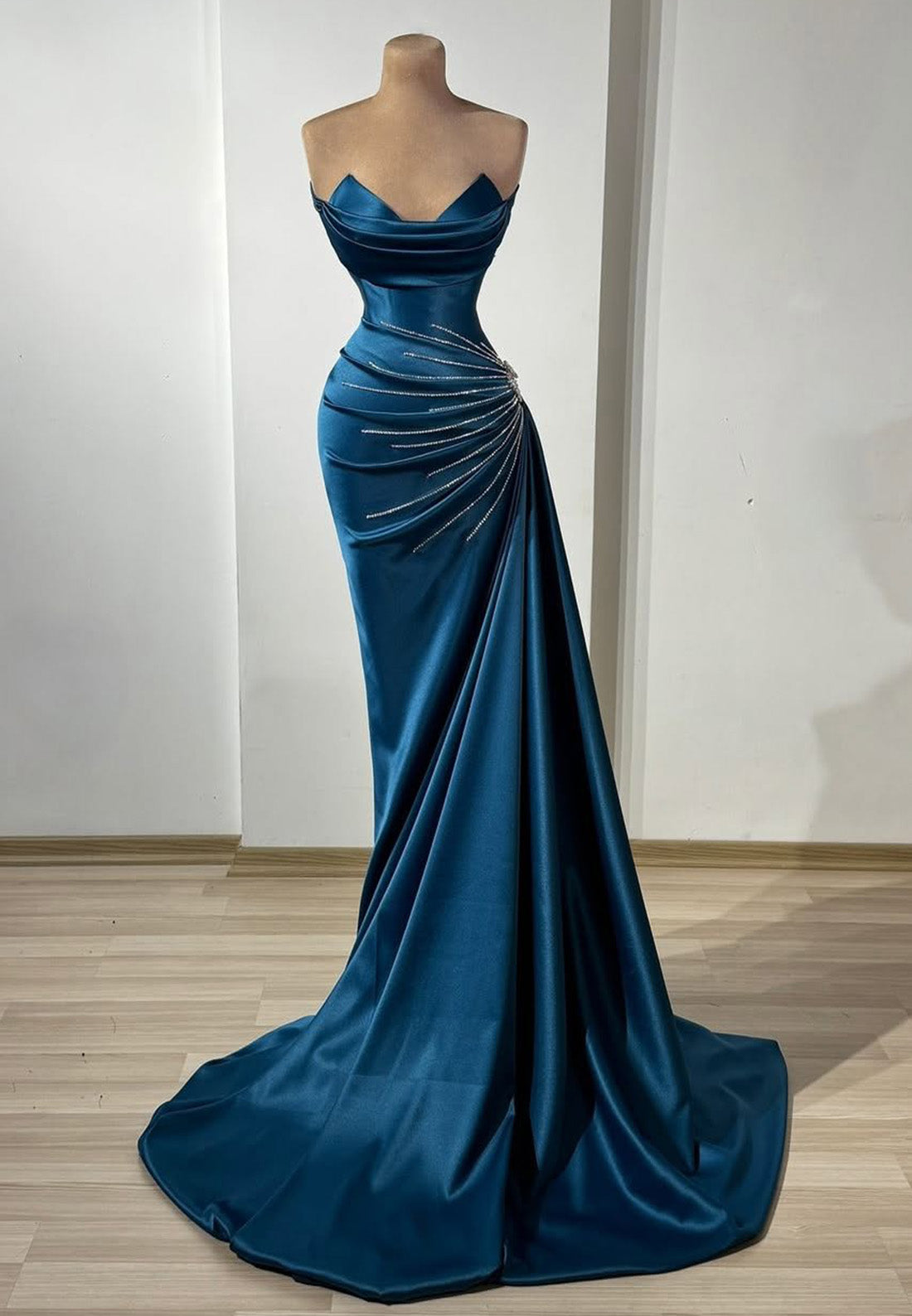 V-Neck Sleeveless Pleated Beaded Sheath Evening Dress