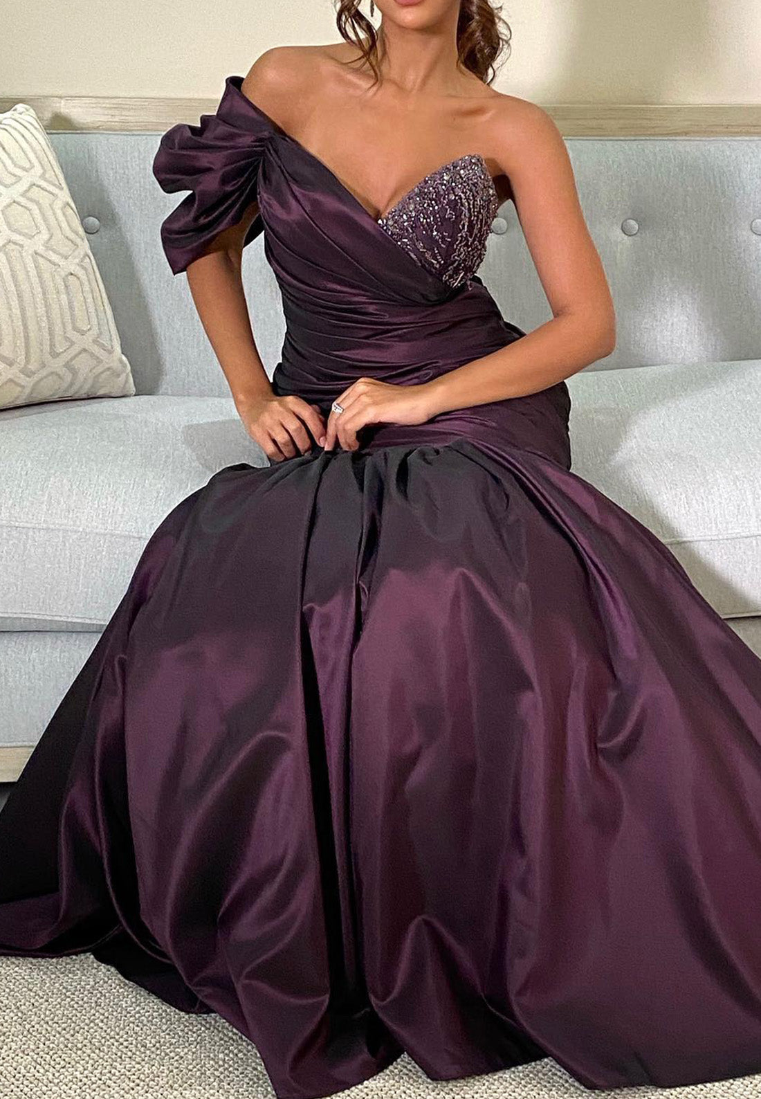 V-Neck Sleeveless Pleated Mermaid Formal Dress