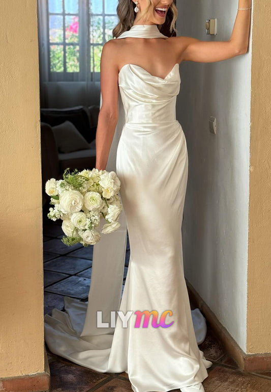 V-Neck Sleeveless Sleek Mermaid Beach Wedding Dress