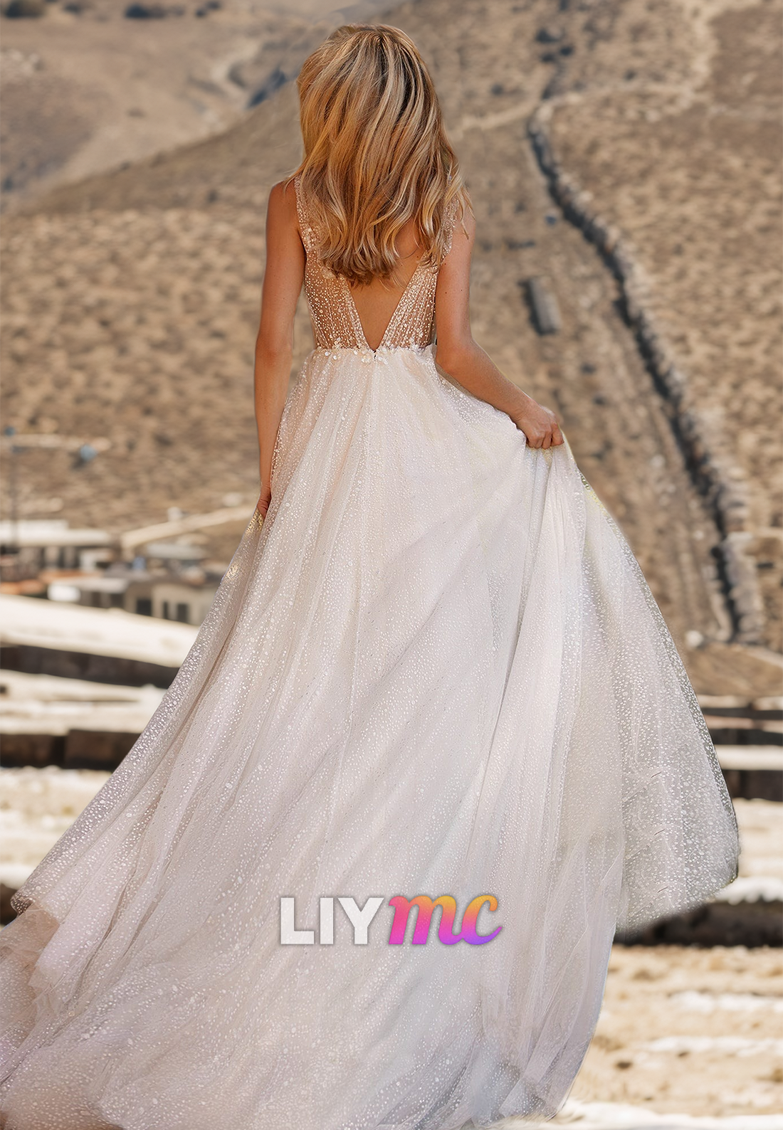 V-Neck Spaghetti Straps Appliques Pleated High Slit A-Line Beach Wedding Dress