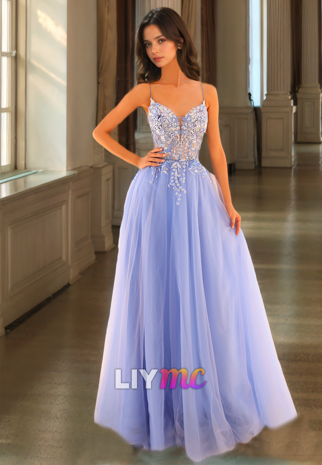 V-Neck Spaghetti Straps Appliques Tulle A-Line Prom Dress