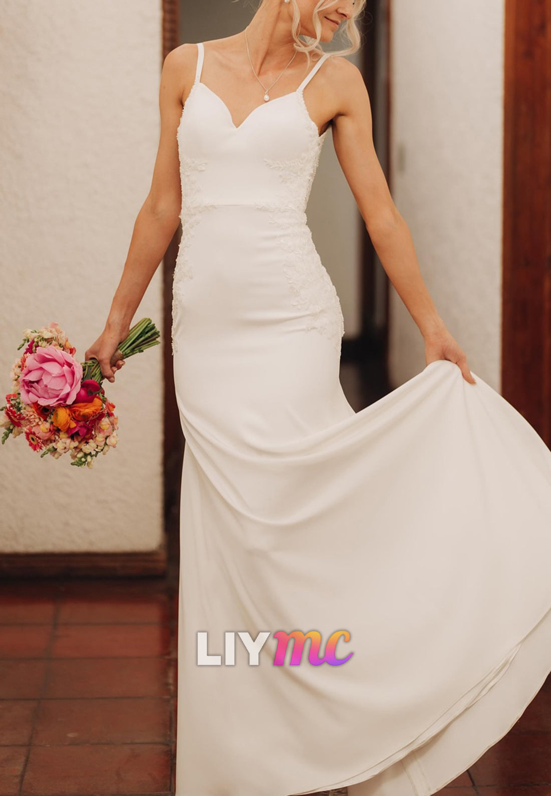 V-Neck Straps Appliques Backless Mermaid Wedding Dress