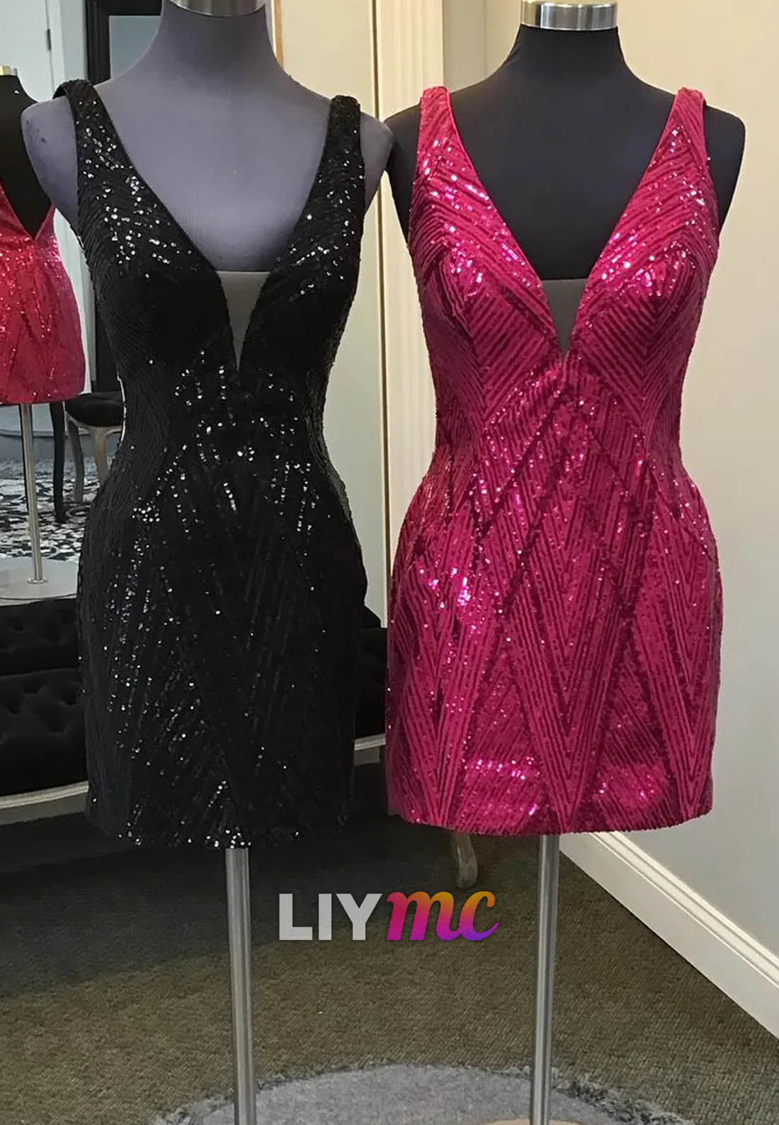 V-Neck Straps Sequins Appliques Sparkly Sheath Party Homecoming Dress