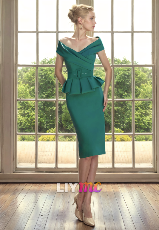 V-Neck Strapless Ruffled Sheath Knee Length Mother of Bride Dress Cocktail Dress