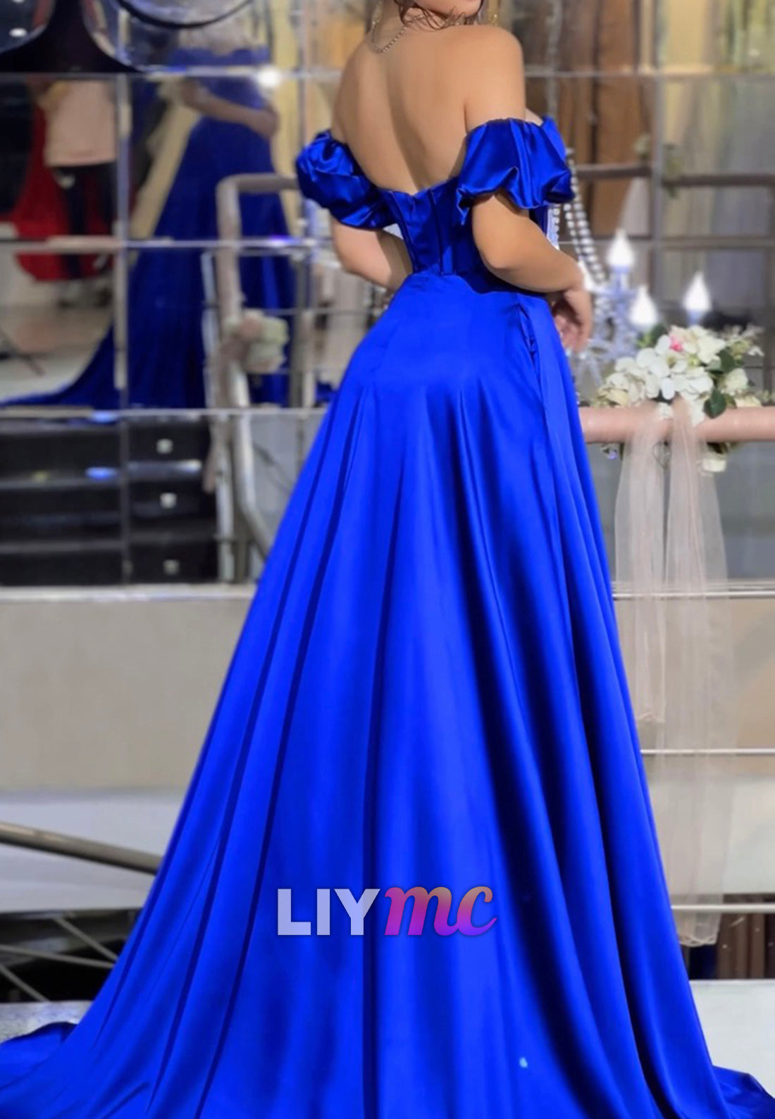 Sweetheart Puff Sleeves Pleated Satin A-Line Prom Dress