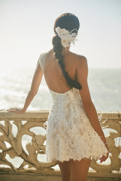 Straight Across Lace Appliques A-Line Short Wedding Dress