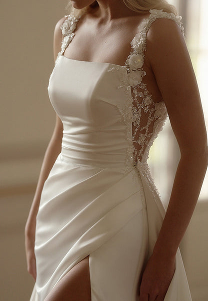 Square Sleeveless Floral Embellished Ruched Beach Wedding Dress