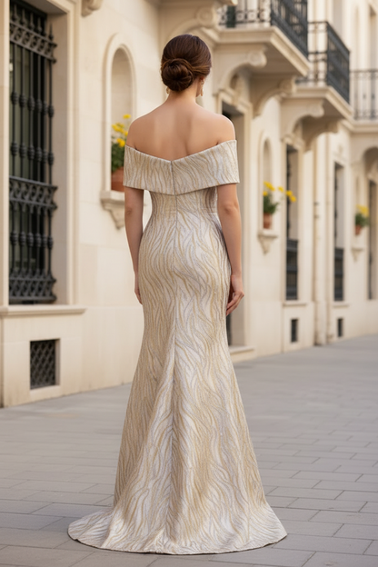 Off-The-Shoulder Metallic Jacquard Mermaid Gown