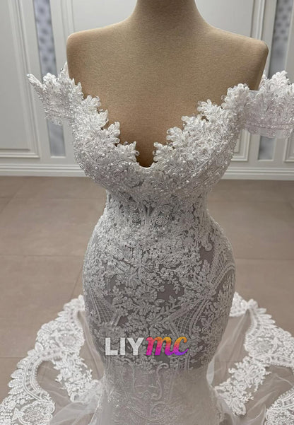 Off-the-Shoulder Lace Mermaid Wedding Dress