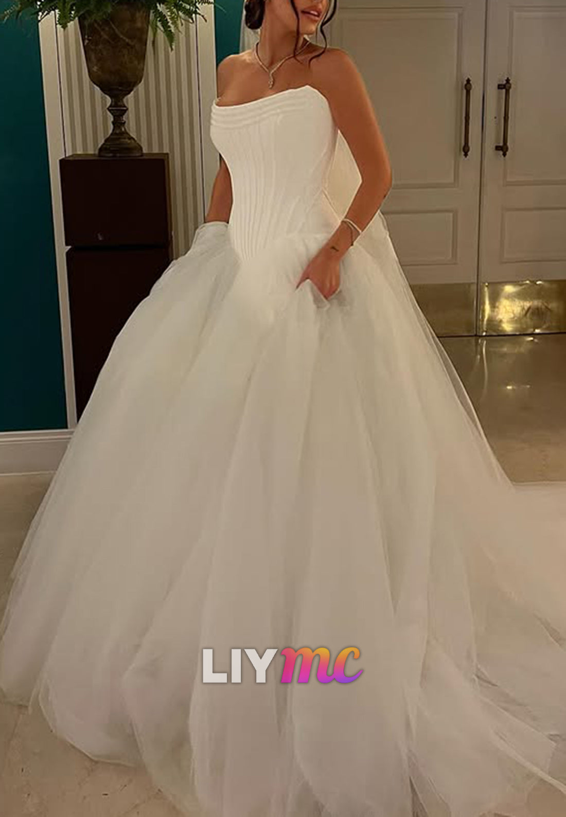 Strapless Corset Tulle Ball Gown Wedding Dress
