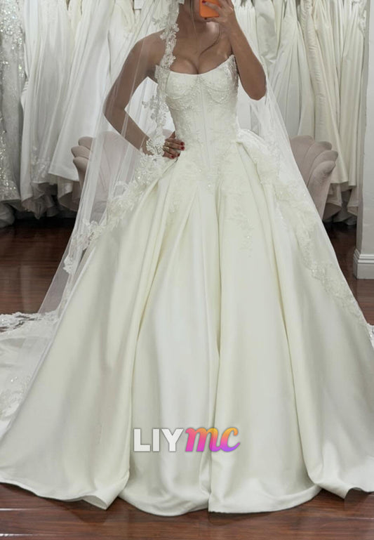 Strapless Ball Gown Wedding Dress with Lace Veil