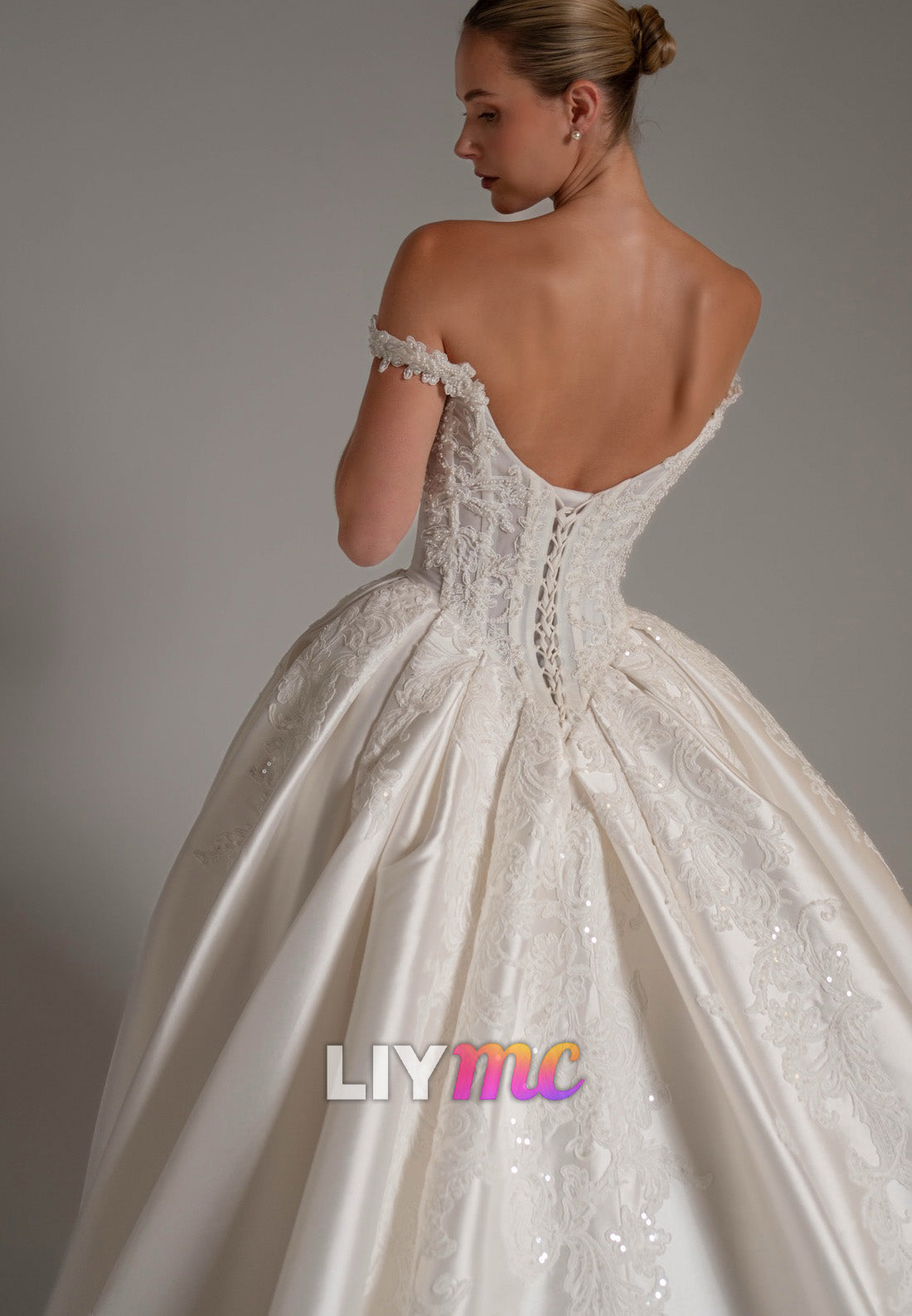Corset Ball Gown Wedding Dress with Lace Appliques